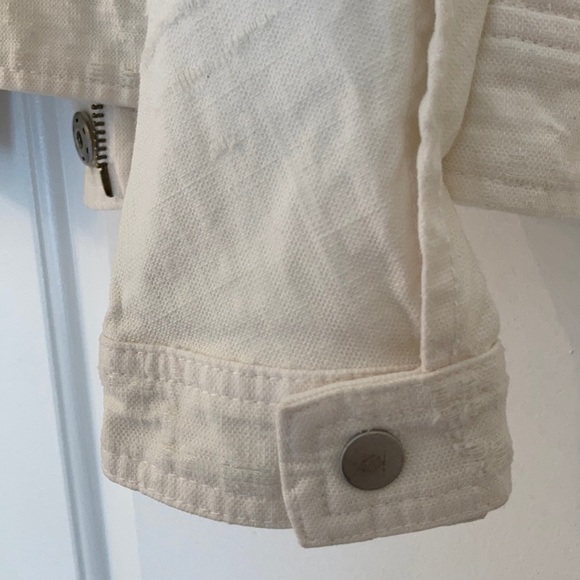 NEW Free People Distressed White Denim Jacket - Picture 7 of 11